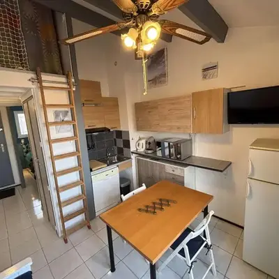 Appartement Studio Cabine Mezzanine 4 couchages- PORT-LA NOUVELLE PN290-031
