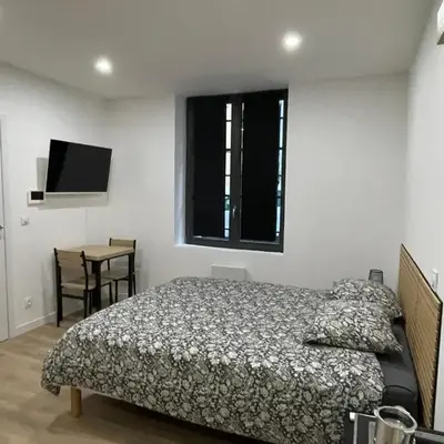 Studio rénové pour 2 personnes - centre ville