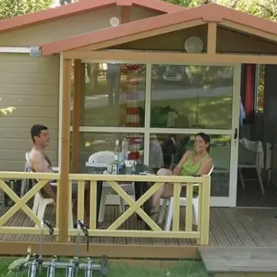 Chalet confortable 4 pers avec terrasse - API-1-52-1139