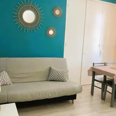 Gîte Studio Les Cigales piscine & WIFI