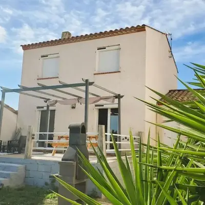 La Saline maison familiale avec jardin