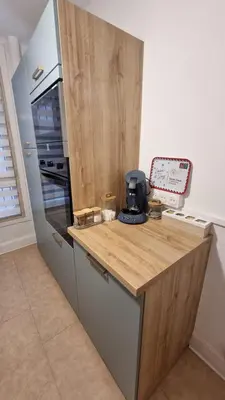 a kitchen with a counter with a mixer on it at Le Colibri Carcassonne Meublé de Tourisme 3 Etoiles in Carcassonne