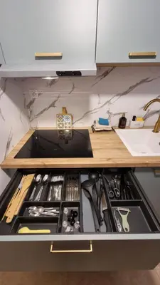a drawer in a kitchen with a sink at Le Colibri Carcassonne Meublé de Tourisme 3 Etoiles in Carcassonne