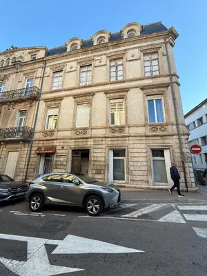 a car parked in front of a building at Studio narbonne in Narbonne
