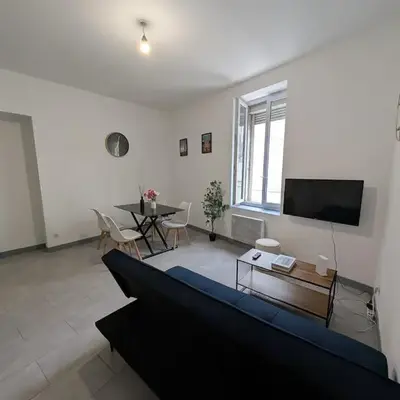 Agréable appartement 65 m2 type 3 Narbonne centre-ville