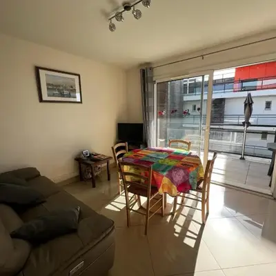 AIG 84 – Appartement T3 – Résidence Ephyra – Gruissan – 4 personnes