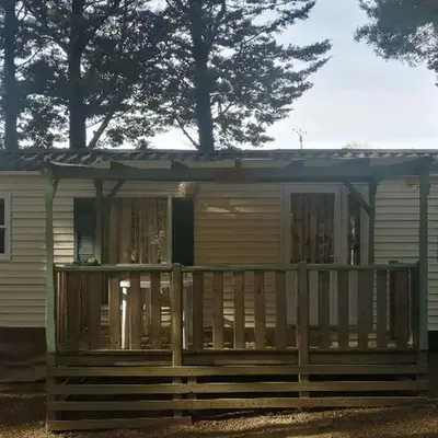 Mobil-Home avec Terrasse pour 4 pers. - API-1-52-1600