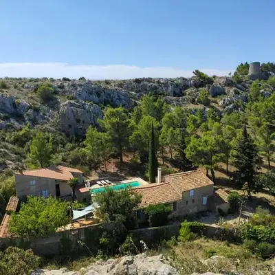Mediterranean Haven In Pine Forest At Leucate