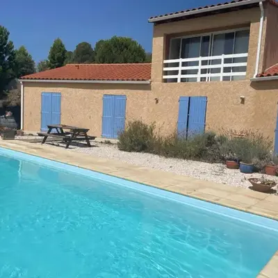 Maison idéalement située au milieu des vignes