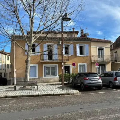 Spacious house in the center of Quillan