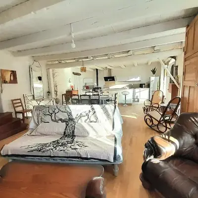 Maison au pied de la Montagne Noire 6 to 13 people