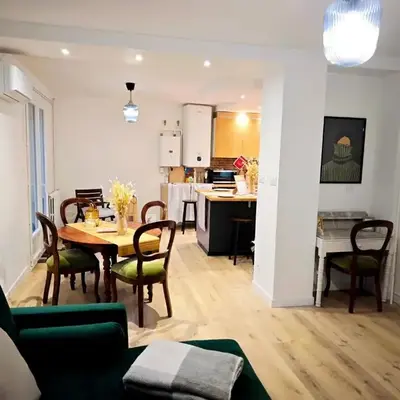 Le Central Limouxin - Rénové avec balcon - 6 pers