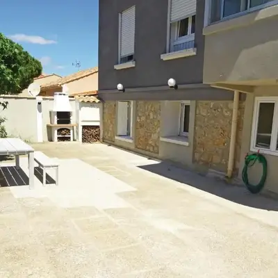 Cozy Apartment In Vinassan With Wifi