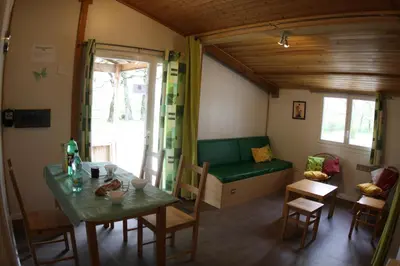 Gallery image of Domaine De Miraval in Belleserre