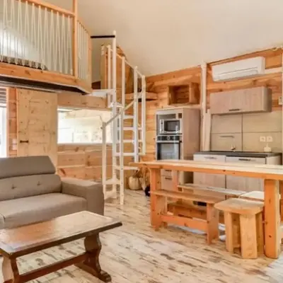 Duplex Climatisé 65m2 refait à neuf