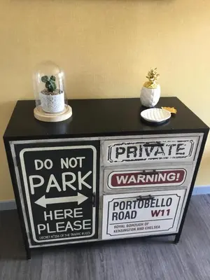 a sign for a park with two cakes on top at Marina in Narbonne