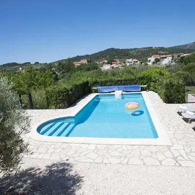 Villa near Carcassonne with Heated Pool