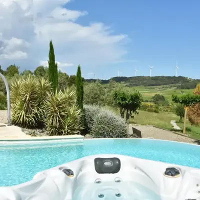 Villa with heated pool