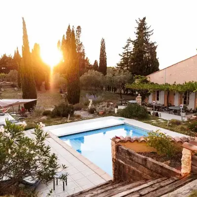 Château Catherine de Montgolfier - B&B et Gites - Piscine - Domaine viticole bio avec dégustation