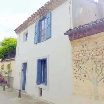 Cottage de Ly's - vue sur la Cité médiévale