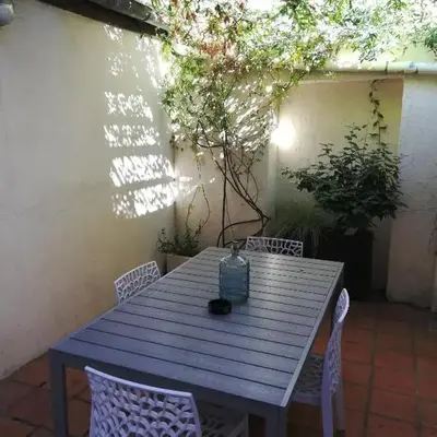 CASA BLANCA à SIGEAN-GÎTE