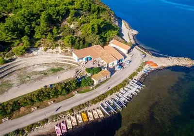 an aerial view of a house on an island at gite echarou Chez Nine in Sigean