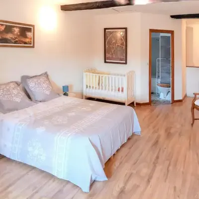 Maison Renaissance avec vue imprenable sur Caunes-Minervois