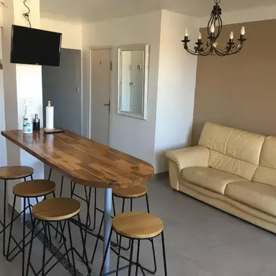 Grands Buffets hébergement Appartement Narbonne