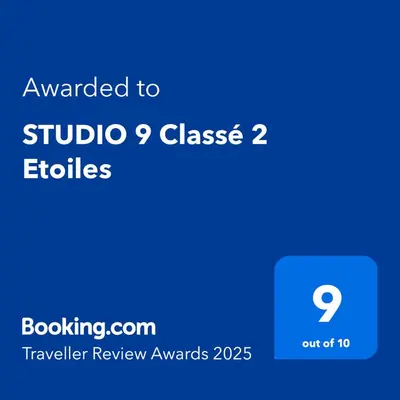 a screenshot of a cell phone with the text awarded to studio class estates at STUDIO 9 Classé 2 Etoiles in Carcassonne
