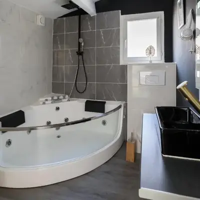 Jacuzzi Terrasse Centre Narbonne