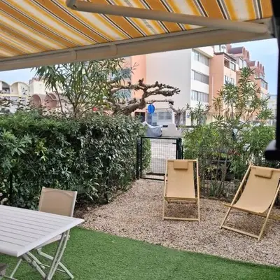 Studio Grazel classé 1 étoile au calme Rez de chaussée avec piscine et jardin