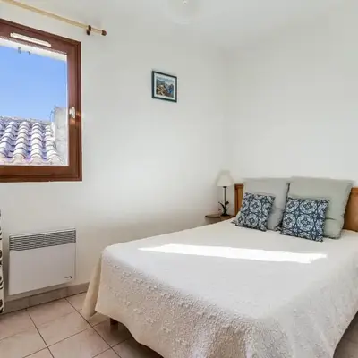 Vineyards & Village Stay