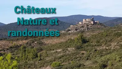 a castle on a hill with the words chateaux nature et landscapes at MAURY CAT'STUDIO 66 in Maury
