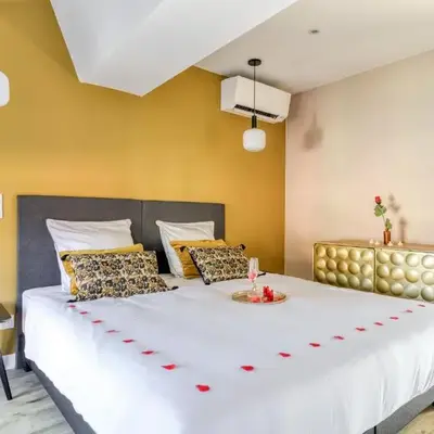 Le 11 JACUZZI avec Terrasses Clim Netflix Parking