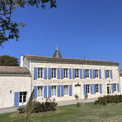 Domaine de Lanis - Chambres d'hôtes avec parc et piscine