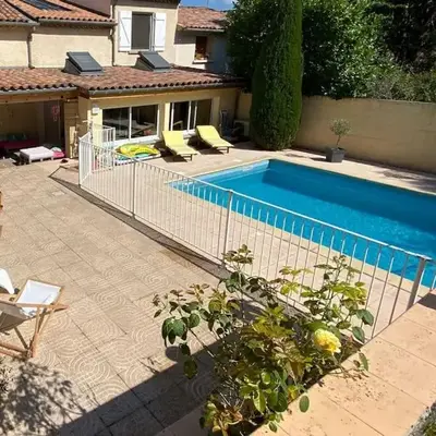 Maison de famille (piscine
