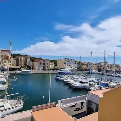 Magnifique Studio sur le Port de Gruissan (2 à 4 pers)