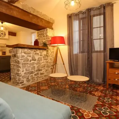 Studio du Charme Médiéval ConciergerieDameCarcas